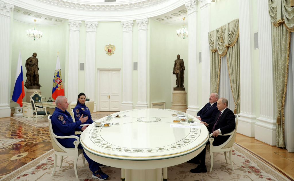 Владимир Путин и Александр Лукашенко: Без России мирный процесс невозможен