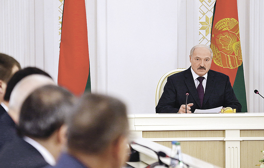 Александр Лукашенко о Таможенном кодексе ЕАЭС: Все должно быть продумано и выверено. Экспорт жизненно важен для нас