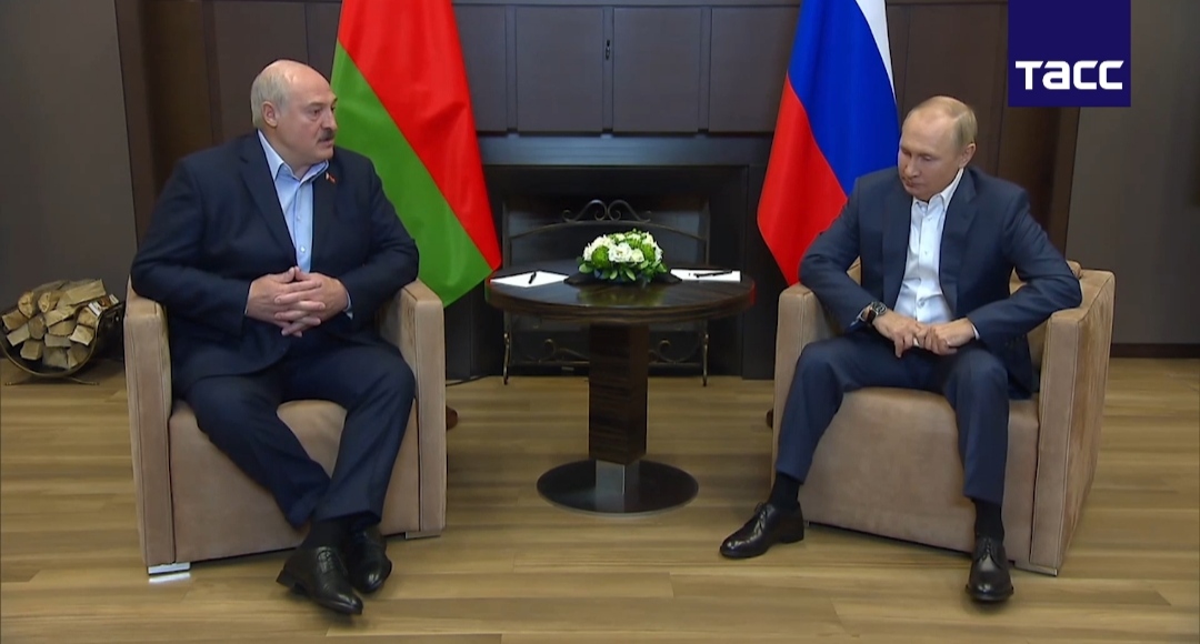 Александр Лукашенко: У нас и с импортозамещением нормально получается 