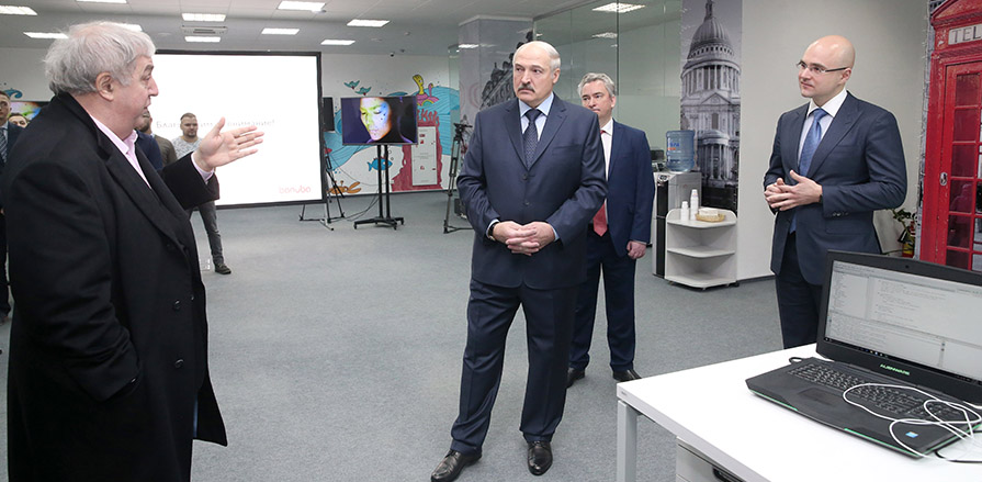 Александр Лукашенко - правительству РБ: На Высший Госсовет готовьте конкретные вопросы