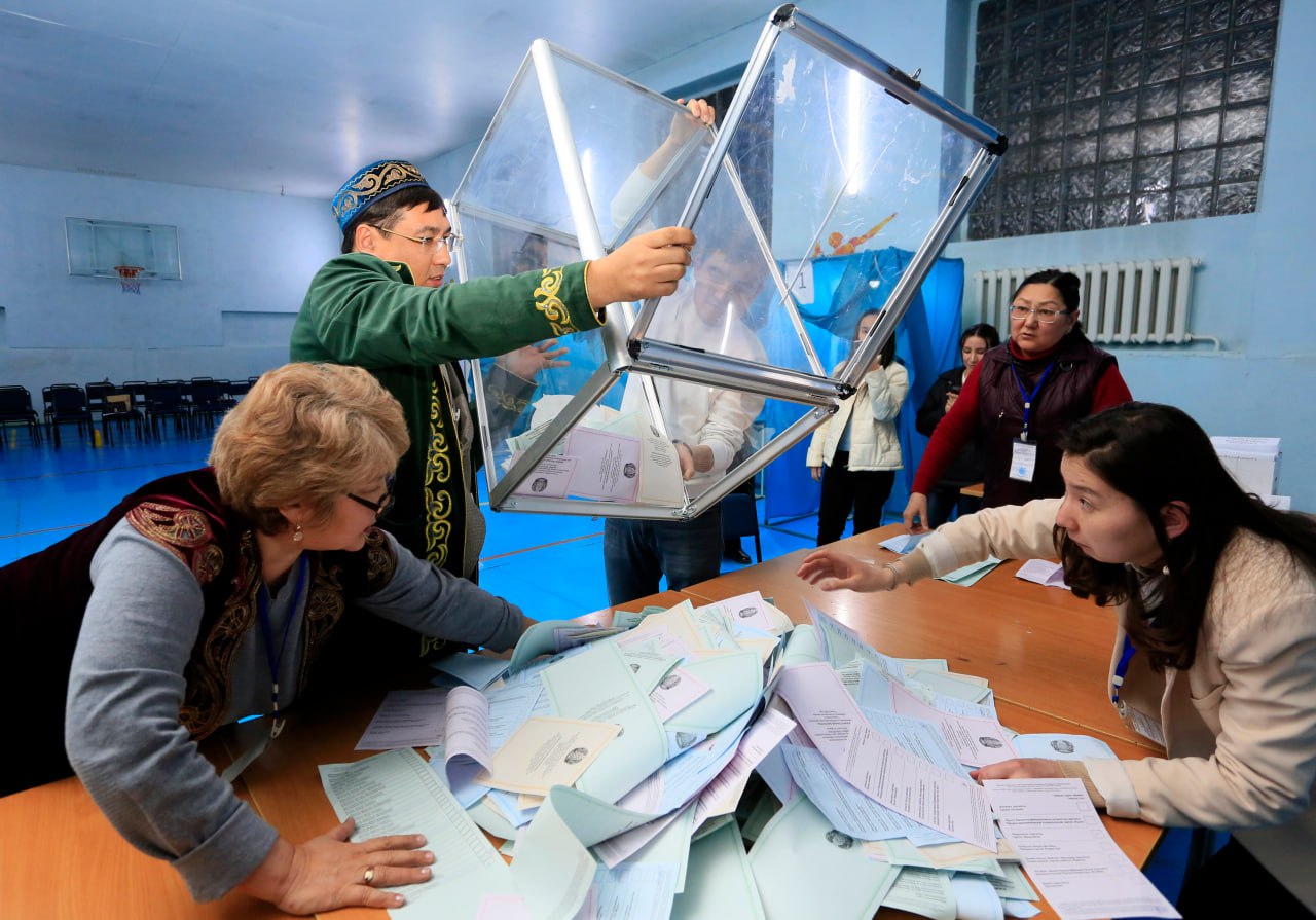 Выборы в Казахстане: Западным демократиям можно поучиться
