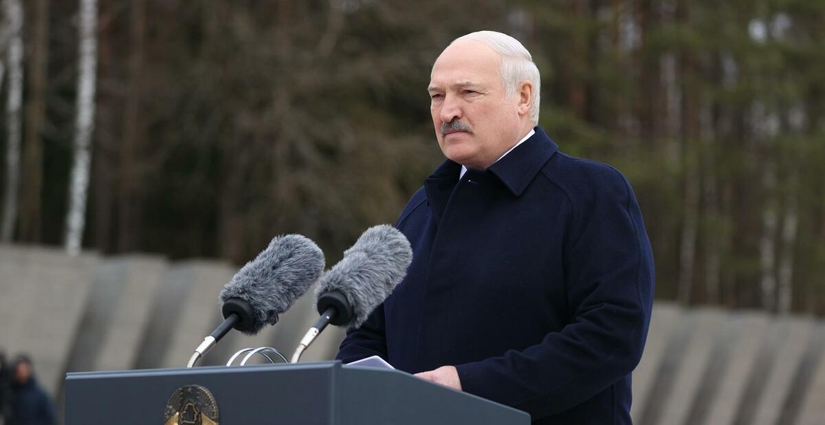 Александр Лукашенко: А РФ нам поставит боеприпасы с настоящим ураном!