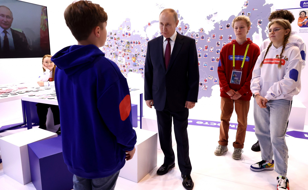 Владимир Путин – о праздничных мечтах ребят: Ух ты, здорово, молодец. Исполним!