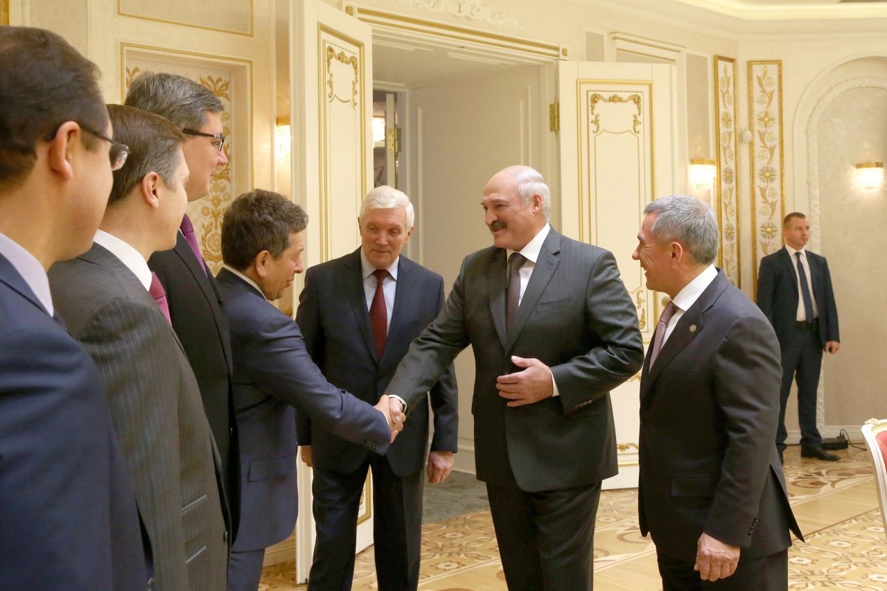  Александр Лукашенко: Беларусь и Татарстан должны развивать сотрудничество в сфере строительства, промышленности и инноваций 