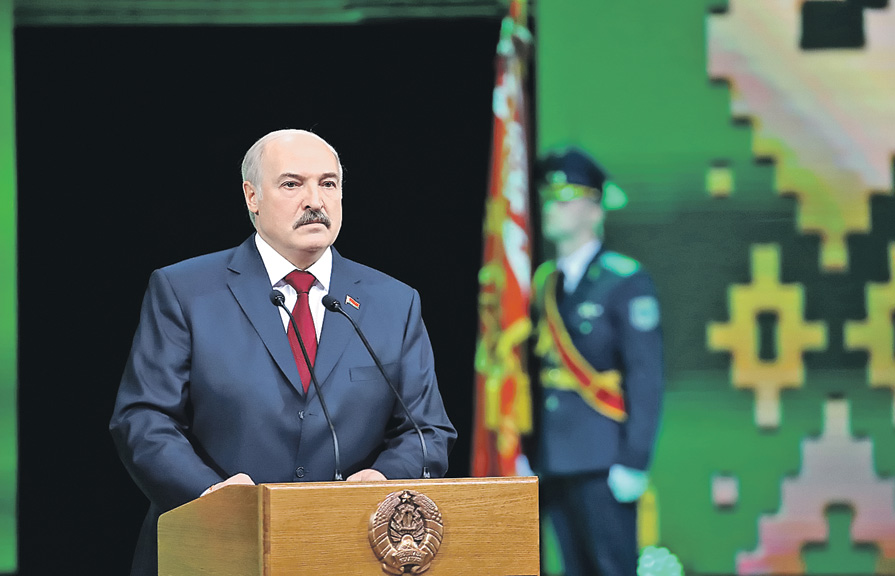 Александр Лукашенко: Держим порох сухим