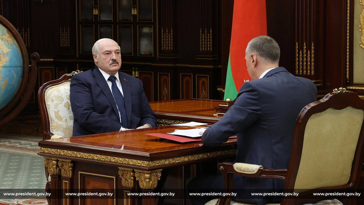 Лукашенко: Ни Россию, ни Беларусь Западу не удалось удушить