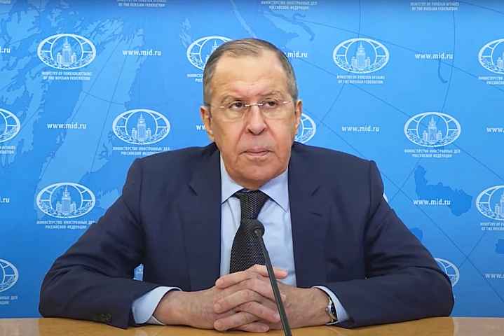 Лавров не исключает военной провокации со стороны Украины