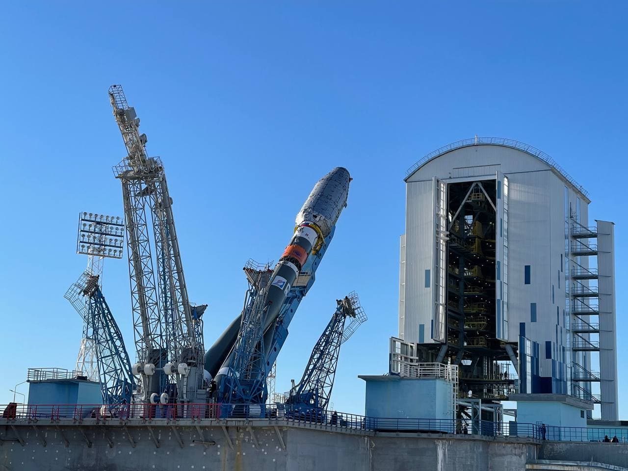 «Роскосмос»: Белорусский космонавт полетит в 2023 году 