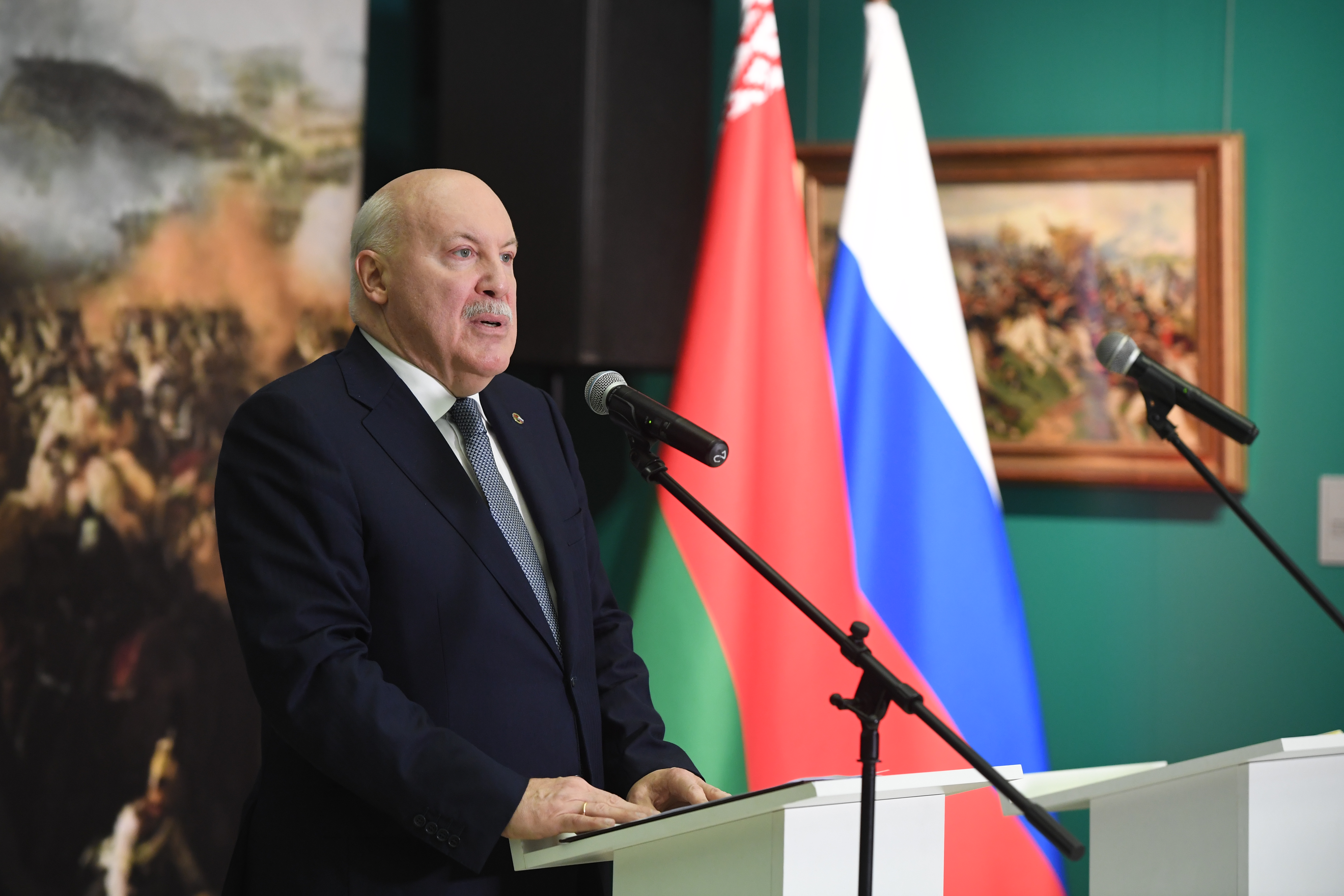 Мезенцев заявил, что союзный договор определил будущее во взаимодействии РФ и Беларуси