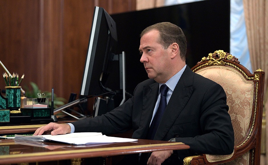 Медведев: Вероятен сценарий ядерного апокалипсиса
