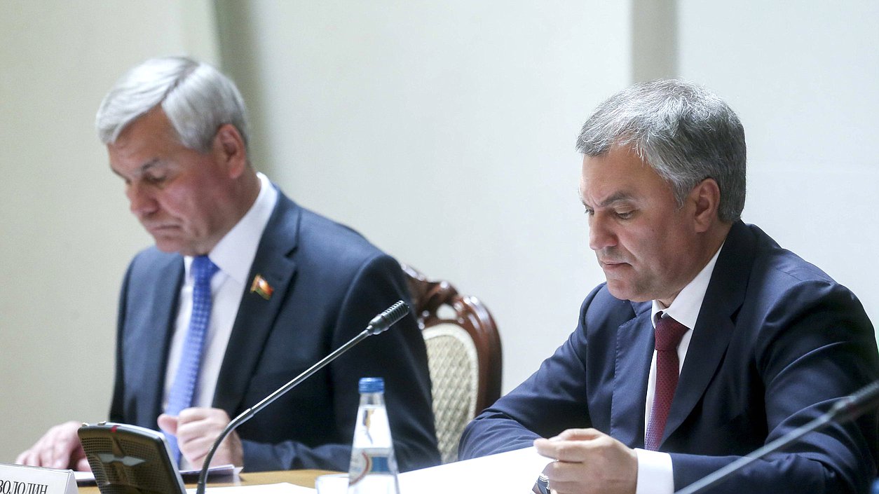 Союзные парламентарии обсудили сближение законодательств России и Беларуси 