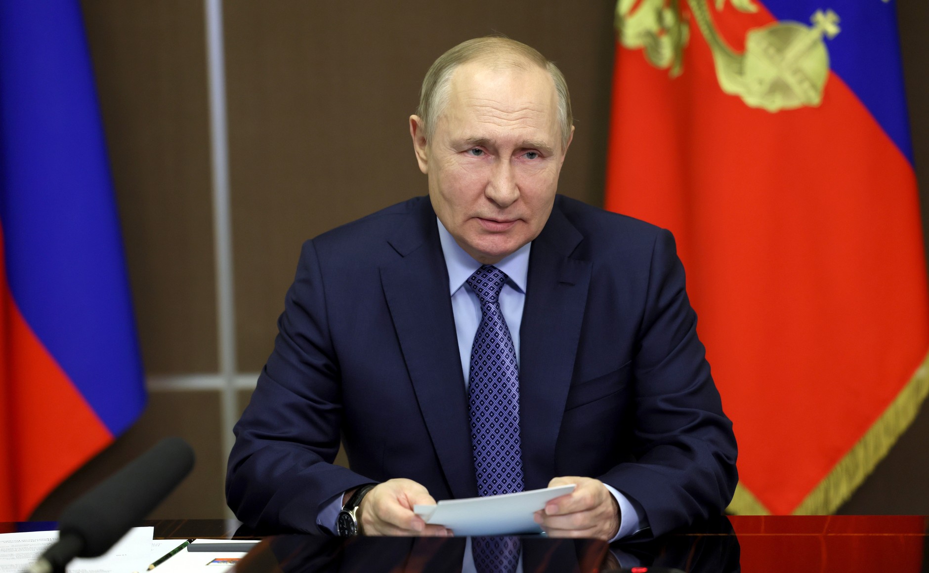 Владимир Путин отметил высокий уровень развития электроники и машиностроения в Беларуси