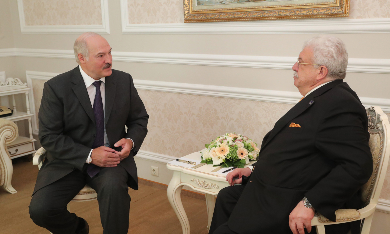 Александр Лукашенко: Россия - это родное