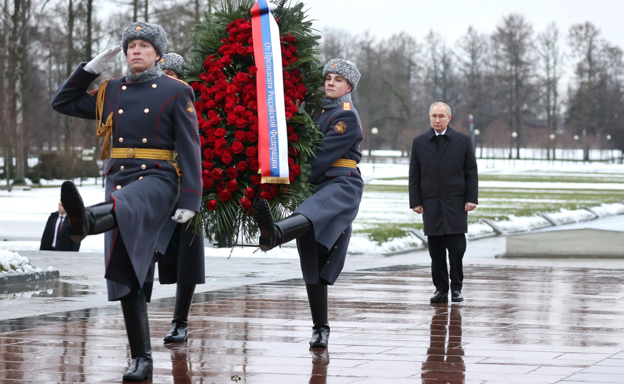 Владимир Путин - о сохранении исторической памяти: Чтобы не повторились страшные трагедии 