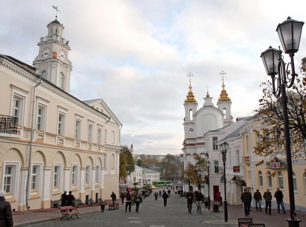 Решаем уличные головоломки во время прогулок по городам России и Беларуси