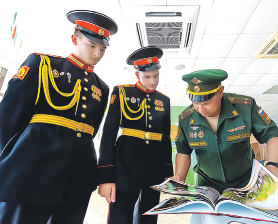 Потри Суворову нос