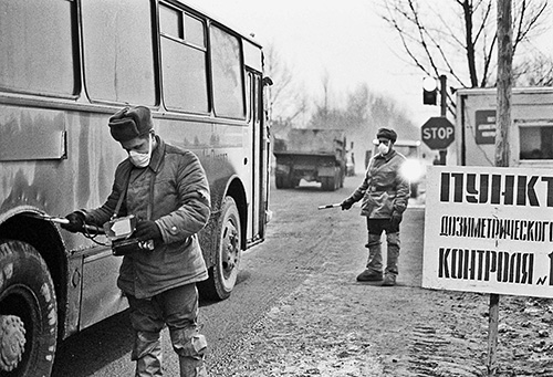 Николай Антошкин, командующий авиационной группировкой в Чернобыле: Летчики отказывались отдыхать! Их силой отгоняли от машин