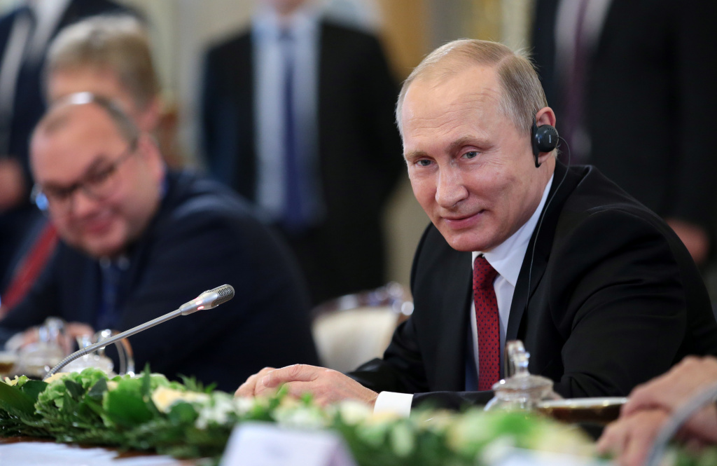 Владимир Путин: Формируется многополярный мир – отсюда и русофобия на Западе