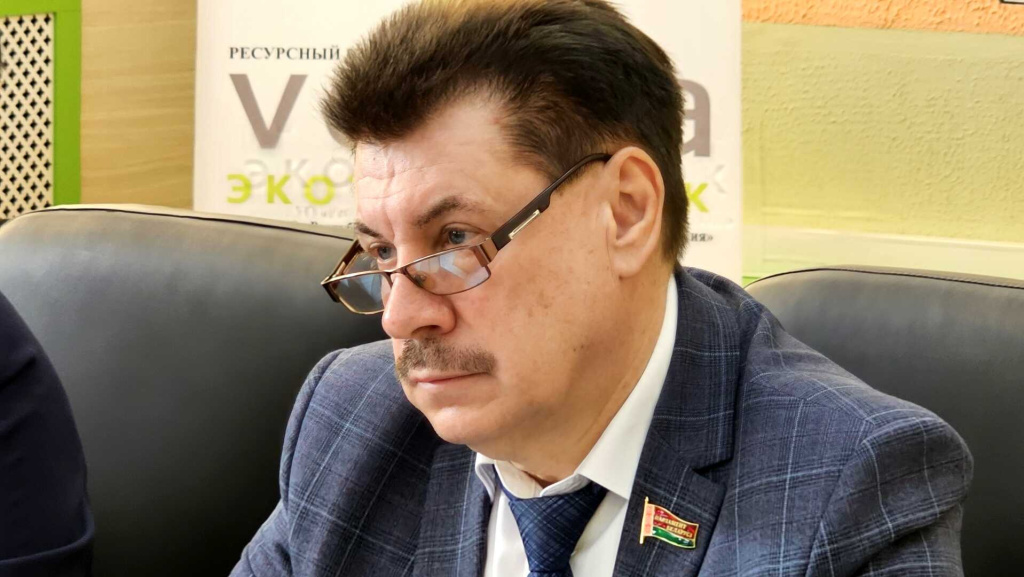 Настоящий герой - за правду горой Настоящий герой - за правду горой