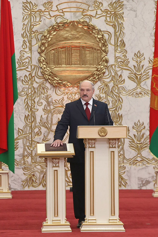  Александр Лукашенко: «Строить спокойную и счастливую жизнь, в сотрудничестве и содружестве со всеми соседями!»