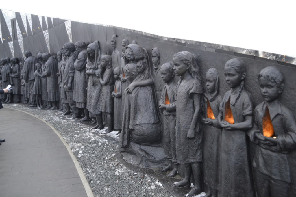 Памятник погибшим мирным гражданам СССР в наше время нужен как никогда