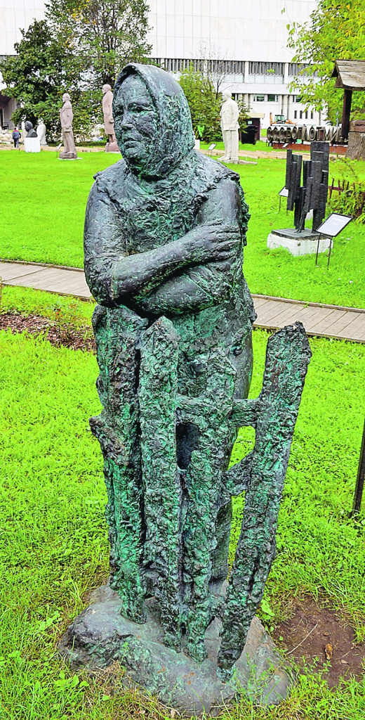 В Москве прошла выставка, на которой представлены образы героев СВО из пластилина