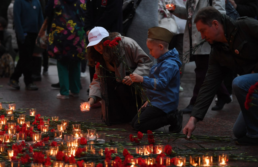 22 июня, ровно в четыре часа...