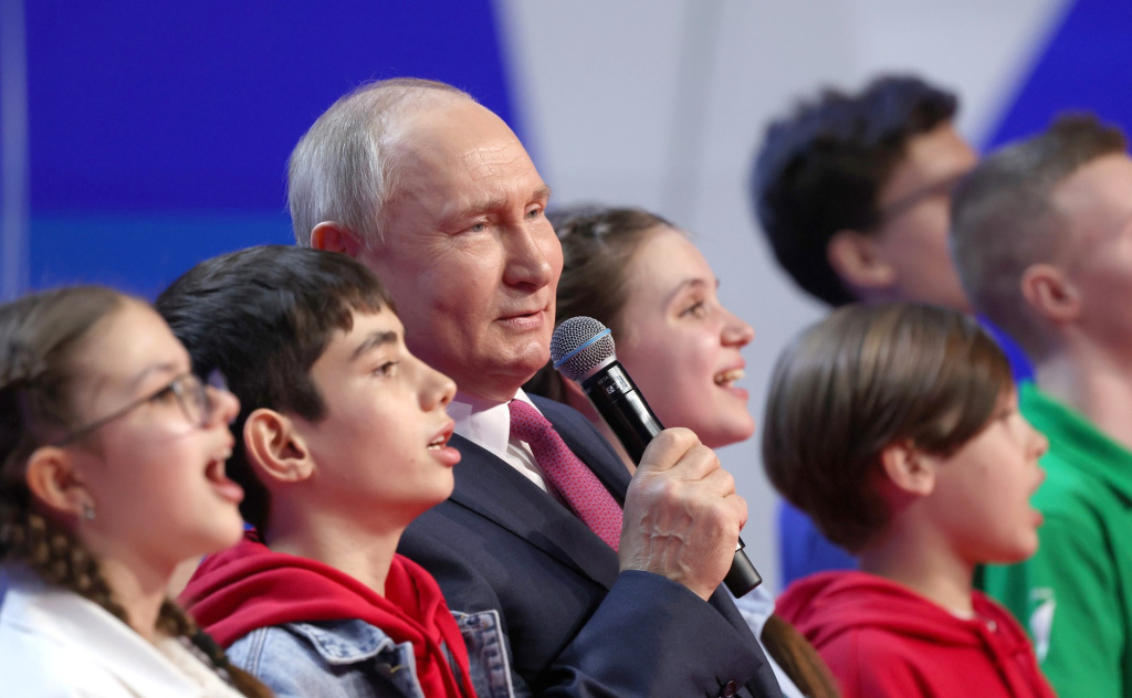 Владимир Путин - о сбитом самолете с пленными:  Это преступление в любом случае