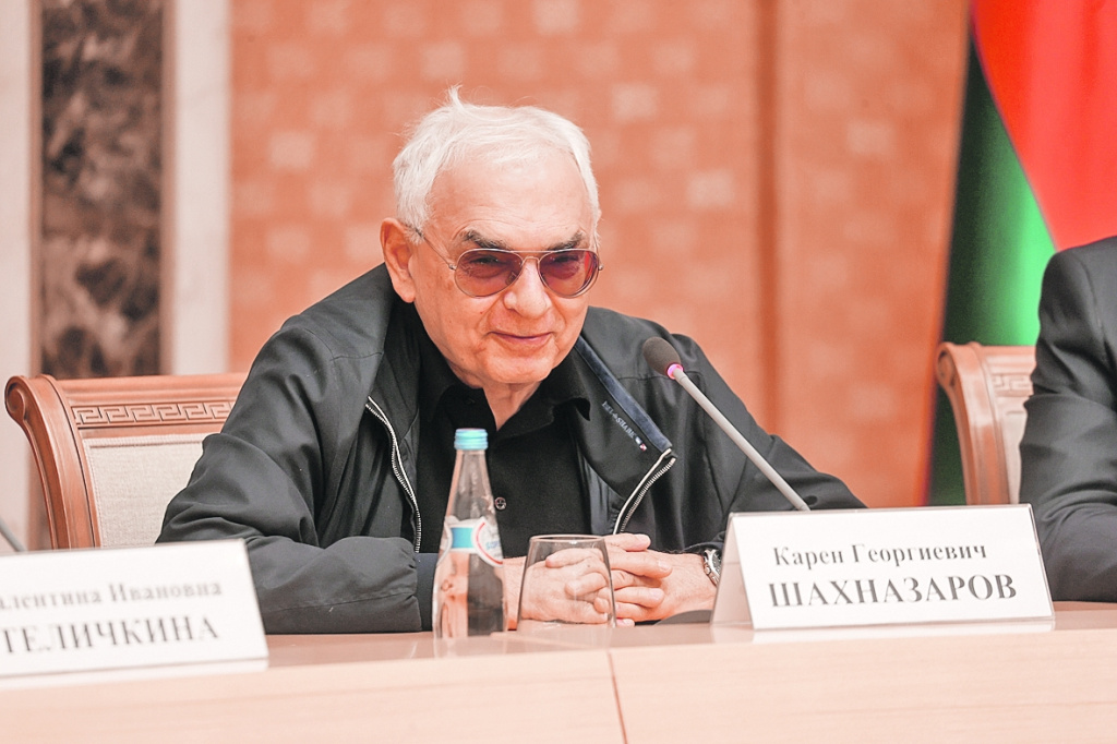 Мастера рассказали, как возродить отечественное кино