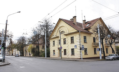 Старый дом лучше новых двух