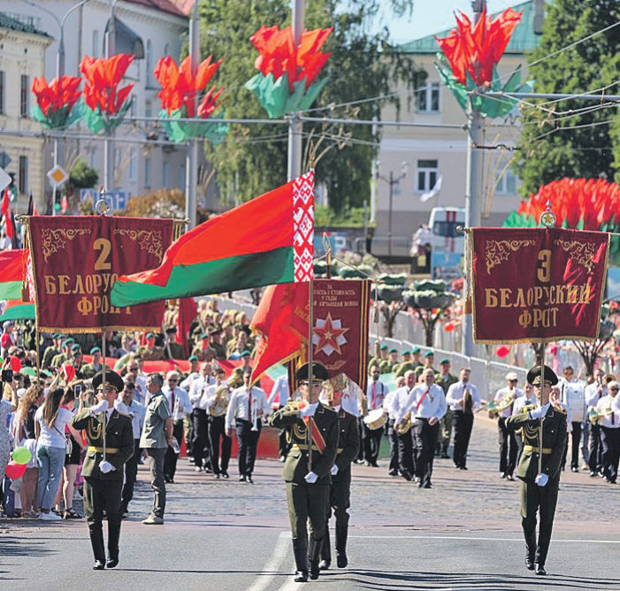 День Независимости: Праздник горячих сердец