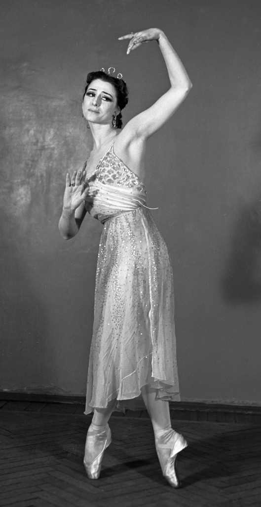 Майя Плисецкая: Неумирающая лебедь