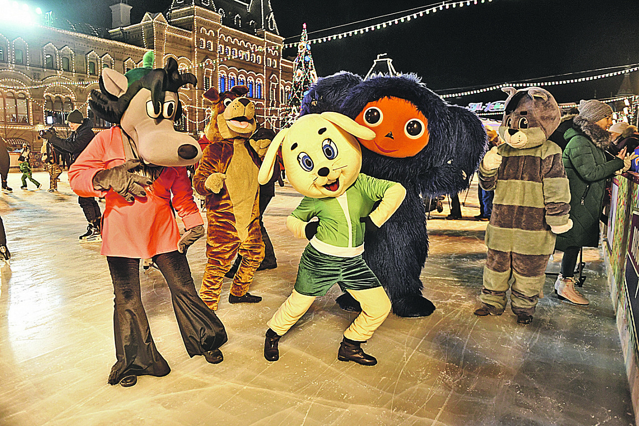 ростовая кукла куколка. ростовые куклы на катке. театр ростовых кукол в школе. современные ростовые куклы. красивые ростовые куклы.