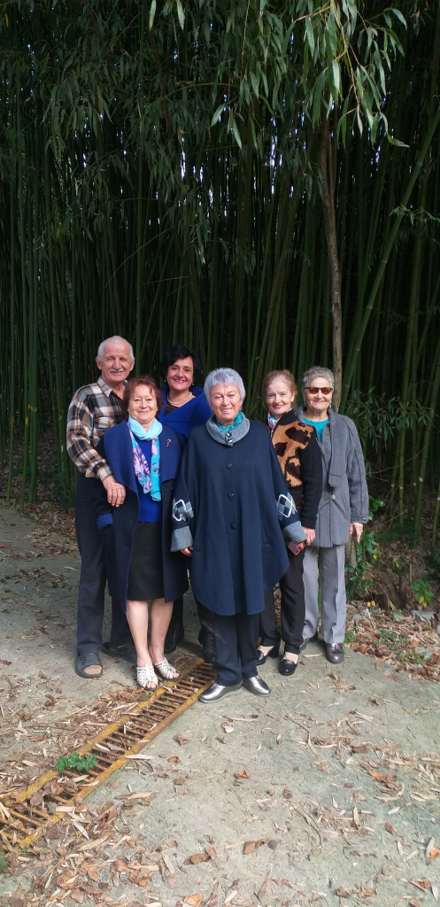 Сябры среди бамбука Сябры среди бамбука