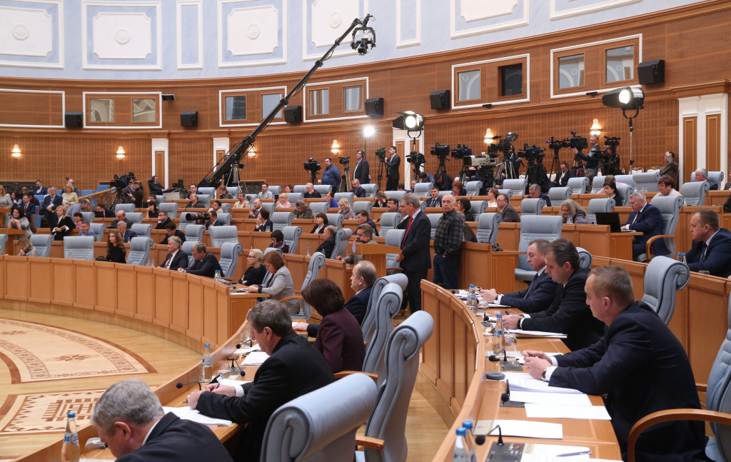 Александр Лукашенко: о встречах с Путиным с глазу на глаз, о Союзном государстве, приватизации «Башнефти», белорусских креветках и малой родине Александр Лукашенко: о встречах с Путиным с глазу на глаз, о Союзном государстве, приватизации «Башнефти», белорусских креветках и малой родине